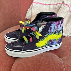 VANS Sk8-Hi Tie Dye Mysterioso/Tru Multi Color High Top Sneaker Size 8.5 W, 7 M